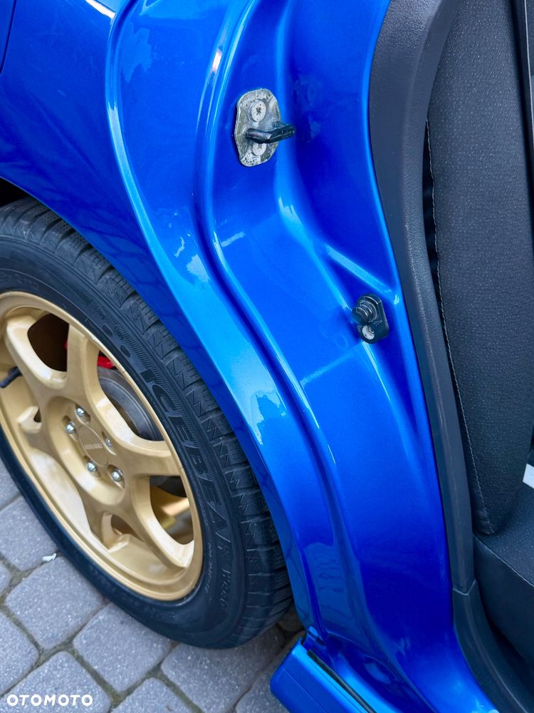 Subaru Impreza 2.0 GT - 29