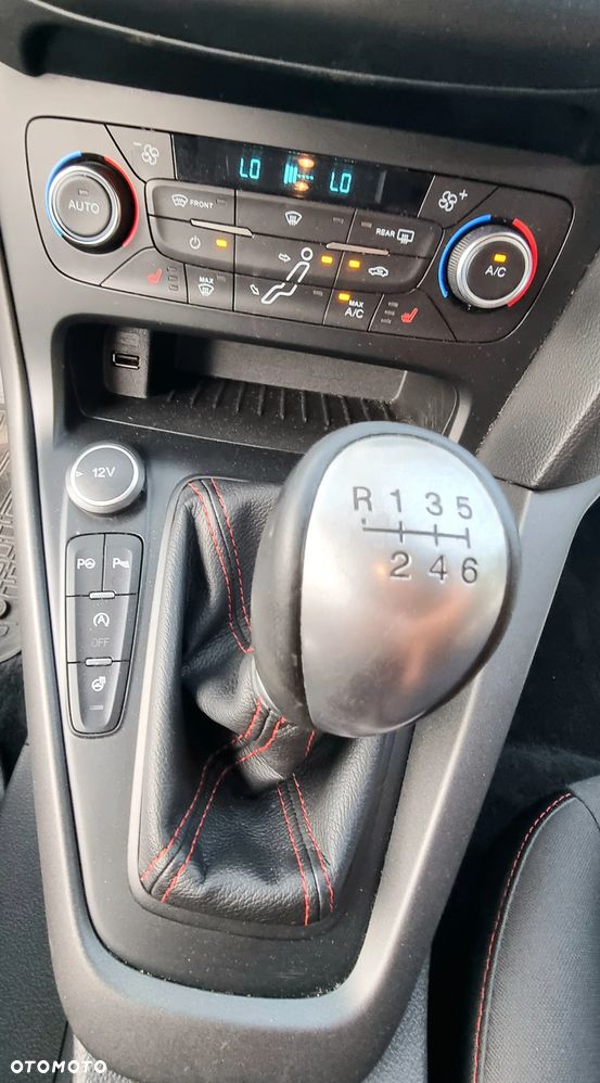 Ford Focus 2.0 TDCi DPF Start-Stopp-System Titanium - 23