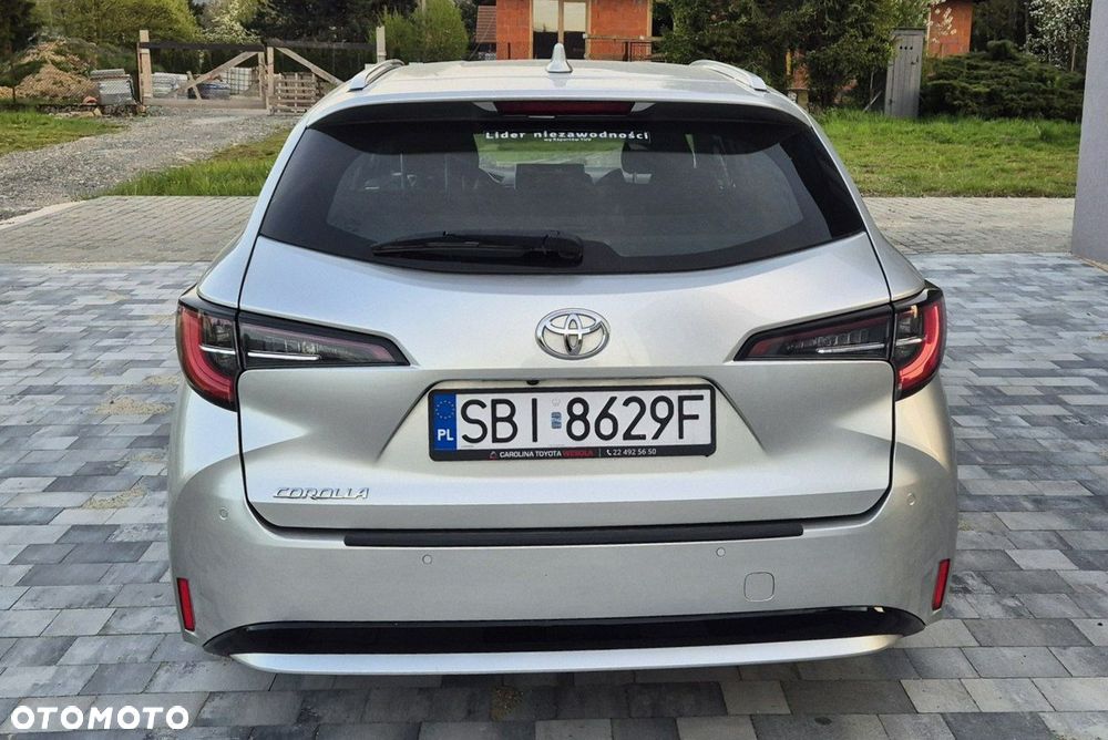 Toyota Corolla - 10
