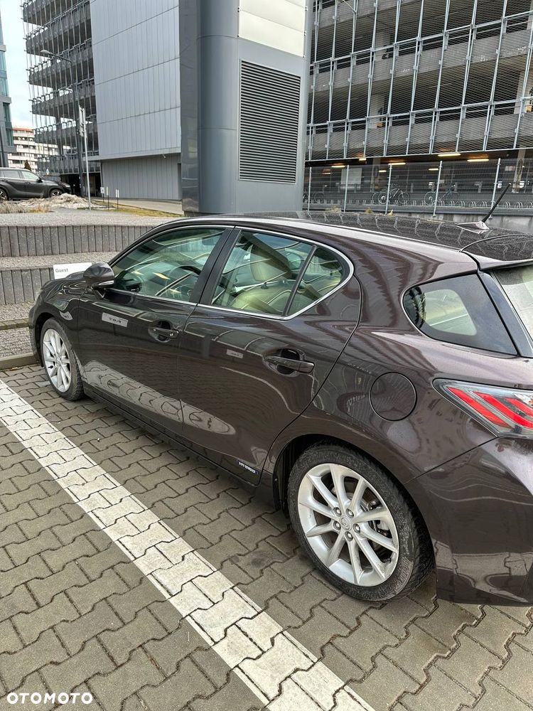 Lexus CT ver-200h-elegance - 9