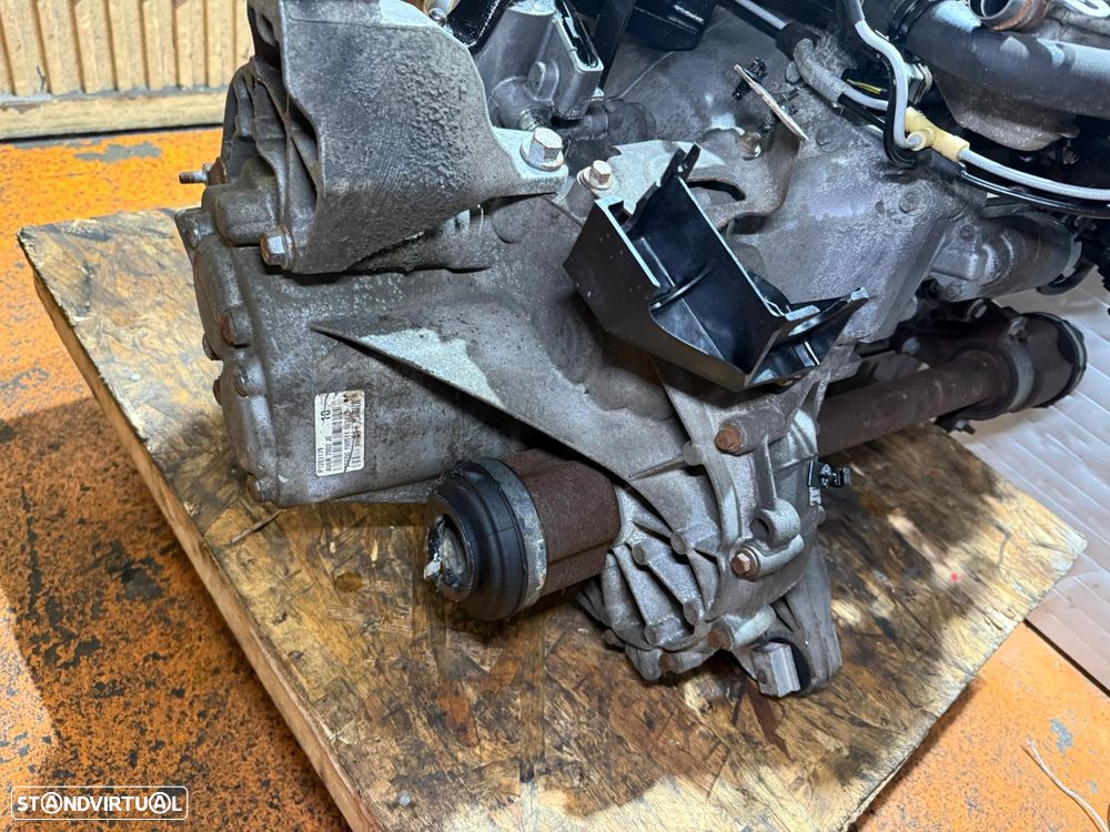 Caixa de Velocidades Volvo V40 1.6D Ref: AV6R-7201-HD - 3