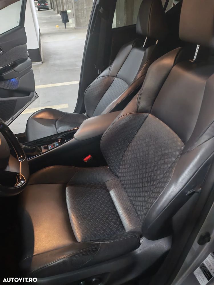 Toyota C-HR - 14