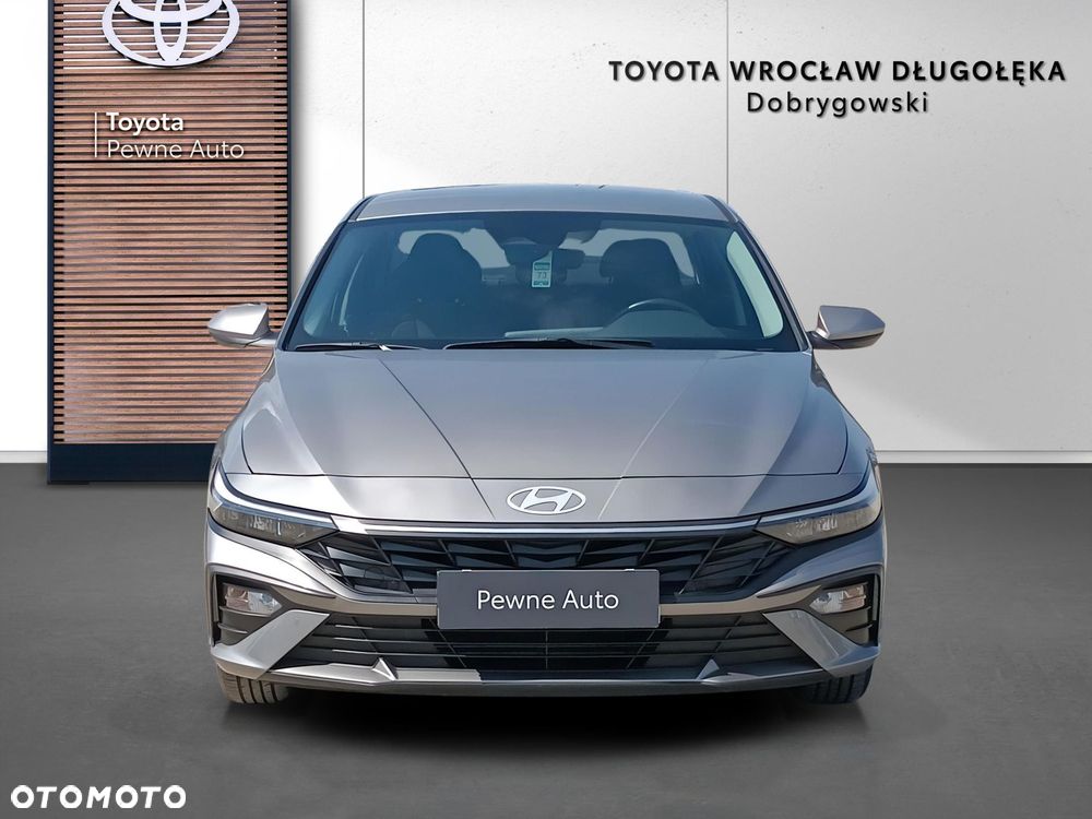 Hyundai Elantra 1.6 Smart - 9