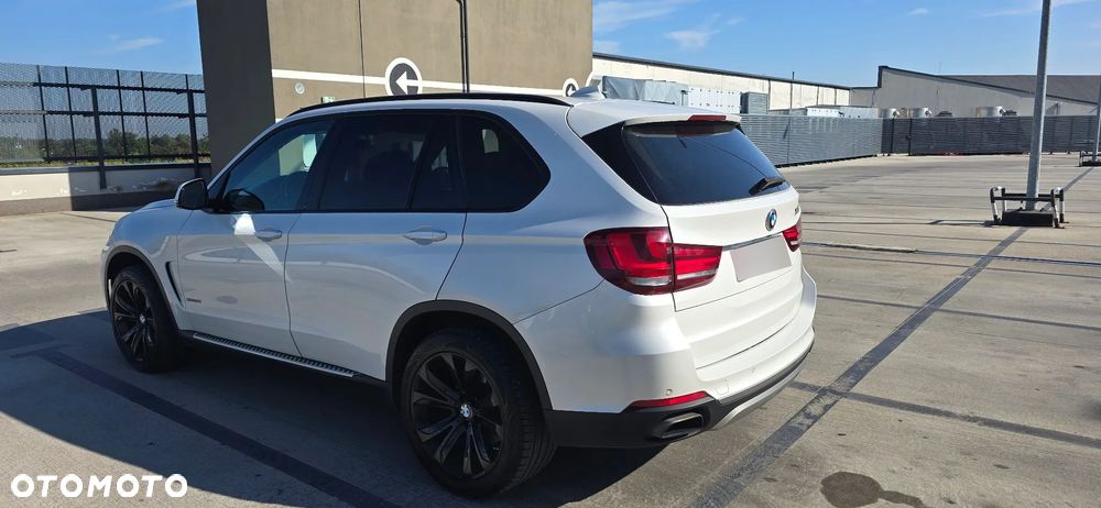 BMW X5 xDrive50i - 14