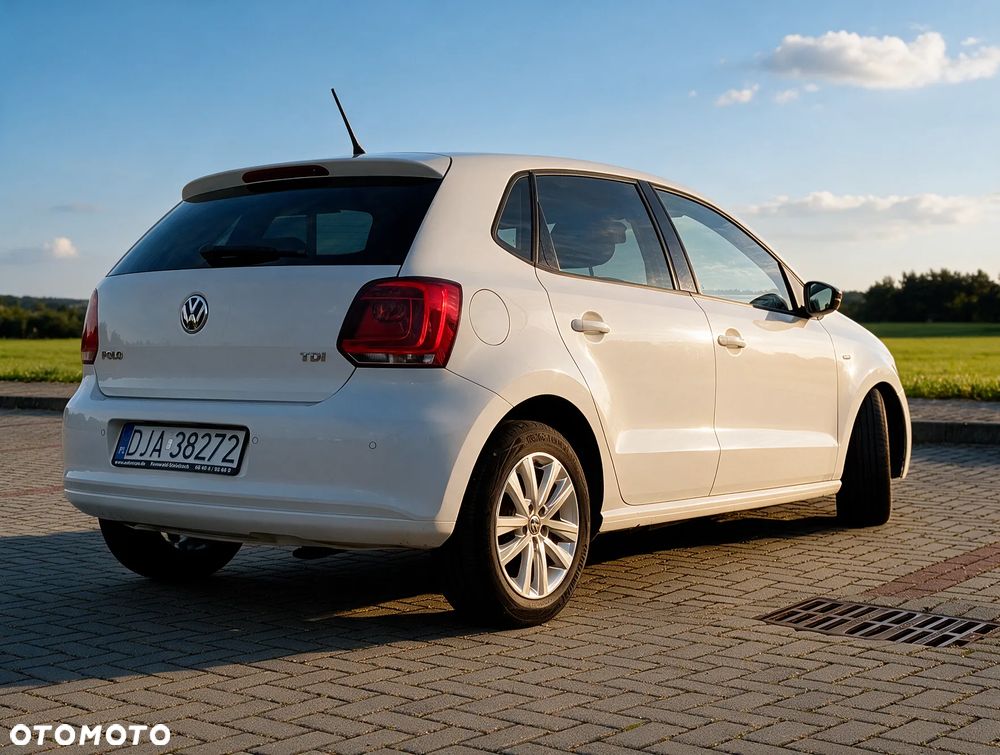 Volkswagen Polo 2013 photo 2