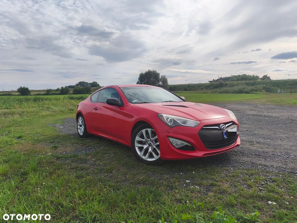 Hyundai Genesis Coupe - 5