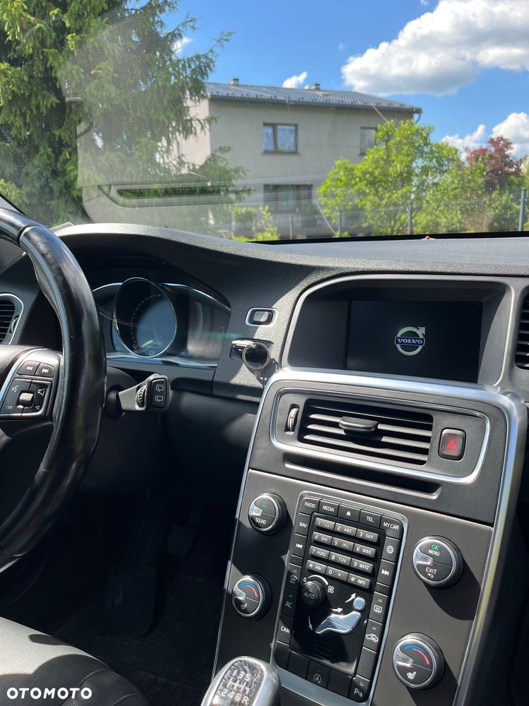Volvo V60 D4 Drive-E Kinetic - 10