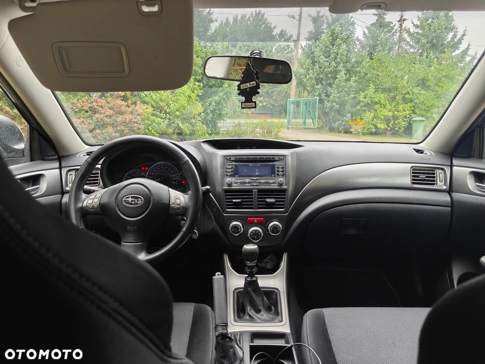 Subaru Impreza 2.0D RA - 12