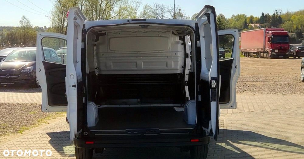 Nissan Primastar - 22