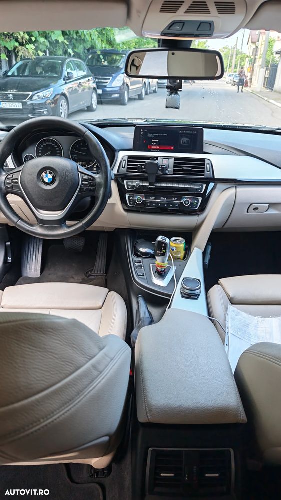 BMW Seria 3 318i Aut. - 12
