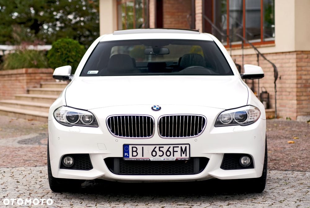 BMW Seria 5 535i xDrive Sport-Aut - 25