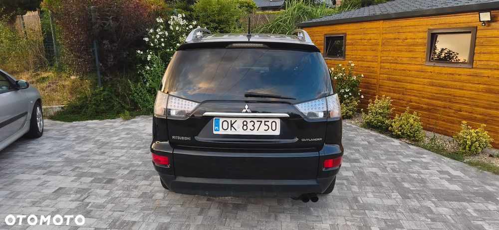 Mitsubishi Outlander 2.0 DID Instyle - 9