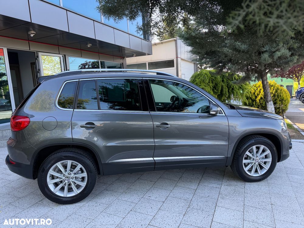 Volkswagen Tiguan 2.0 TDI DPF 4Motion BlueMotion Technology DSG Sport & Style - 18