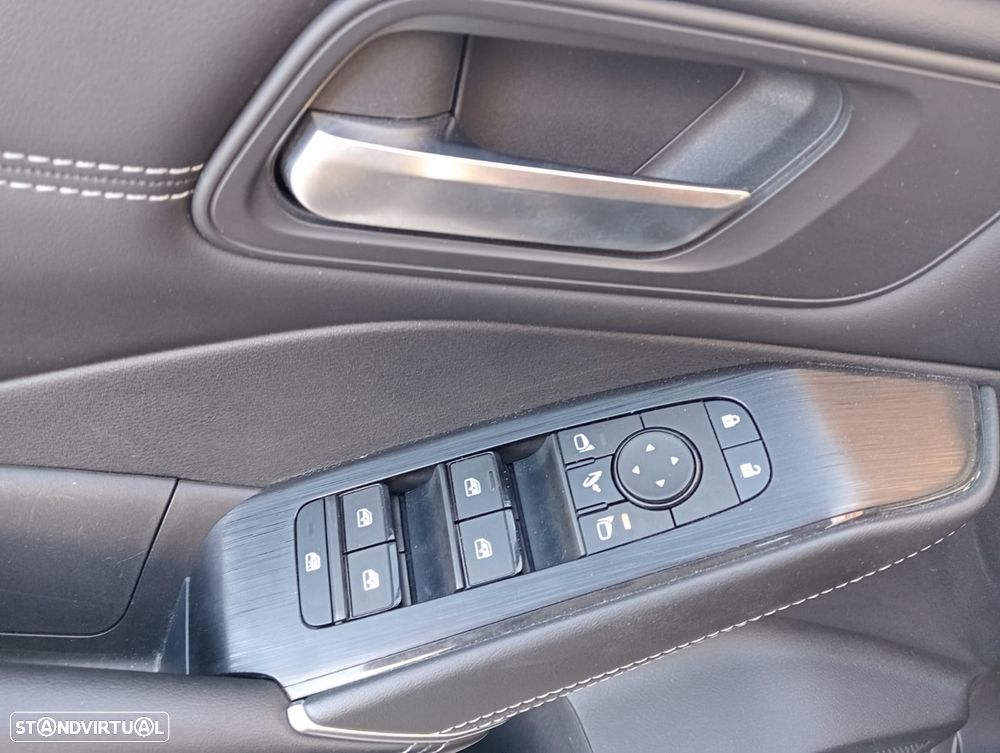 Nissan Qashqai 1.3 DIG-T N-Connecta LED - 9