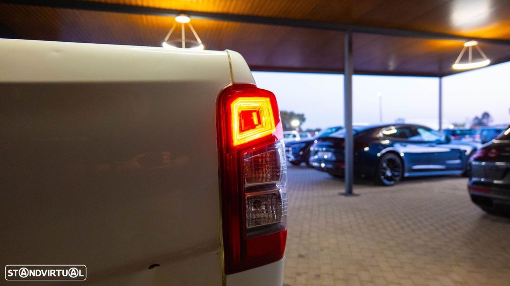 Mitsubishi L200 2.3 DI-D CD Invite 4WD - 25