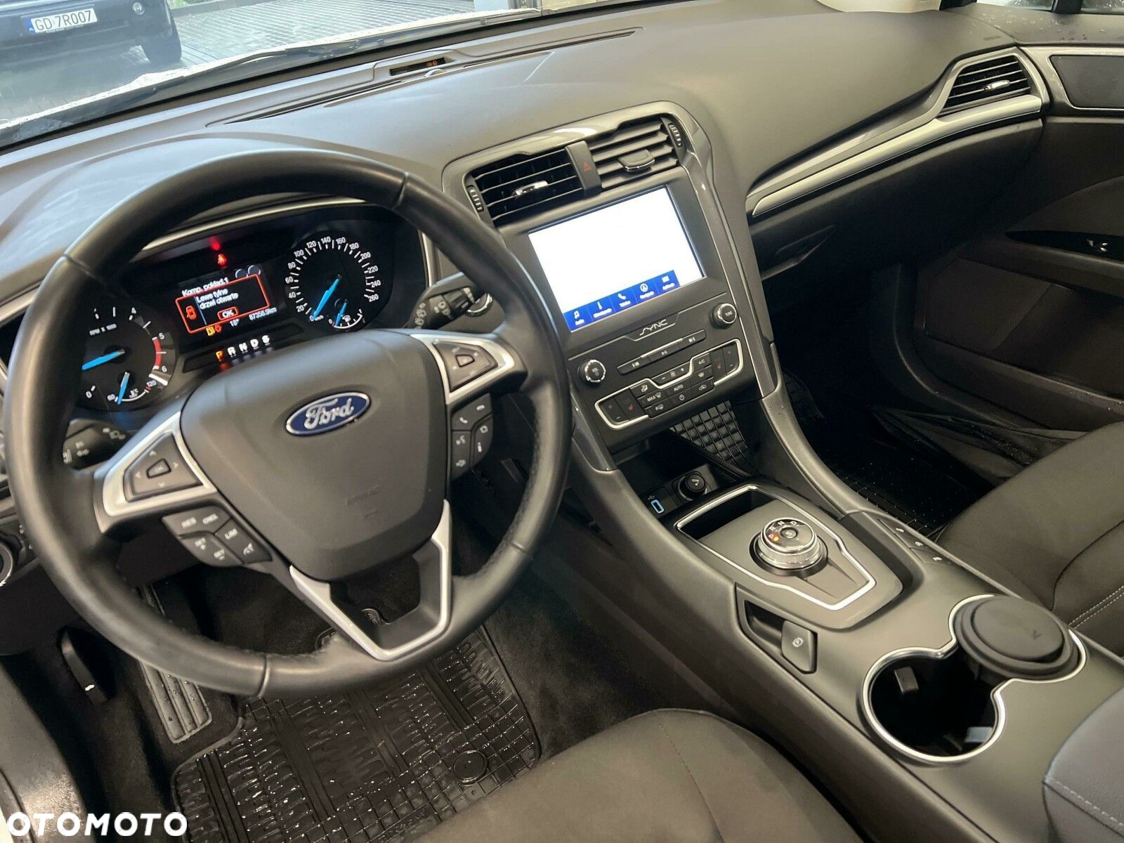 Ford Mondeo - 22