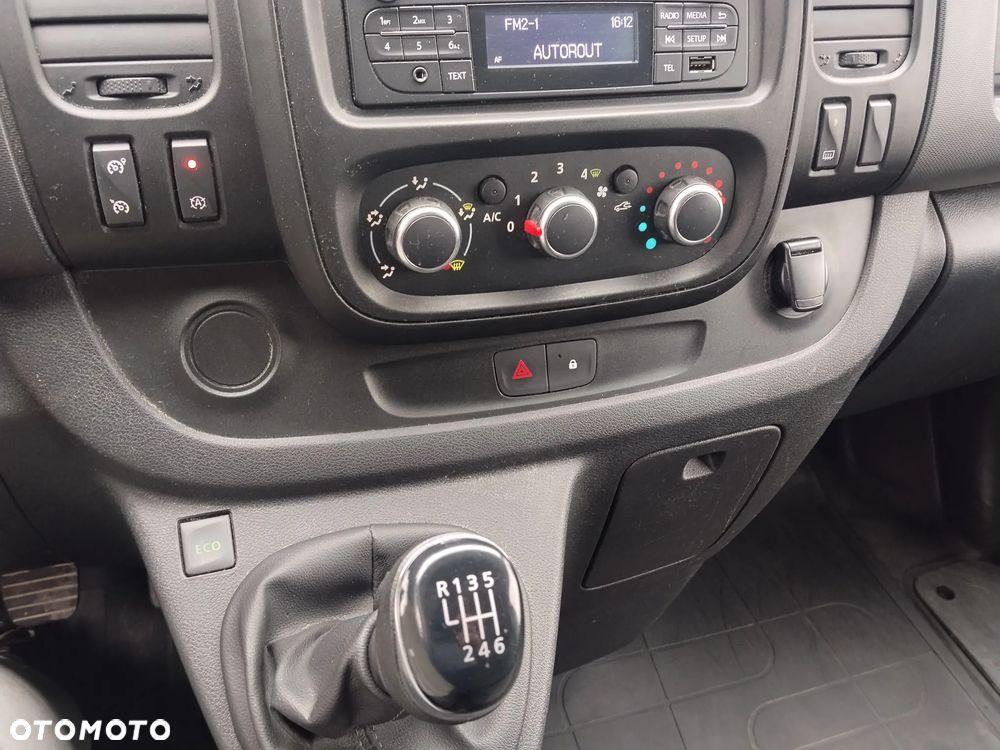 Renault Trafic - 19
