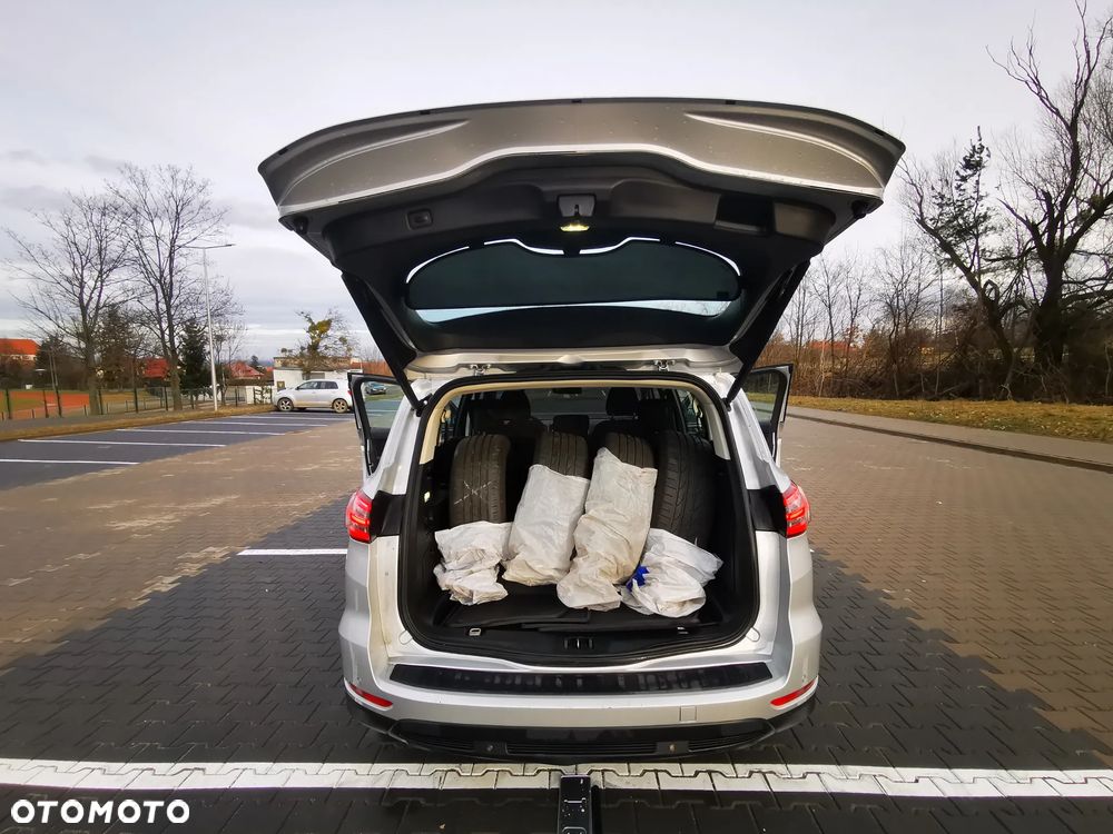 Ford S-Max 2.0 TDCi Titanium PowerShift - 16