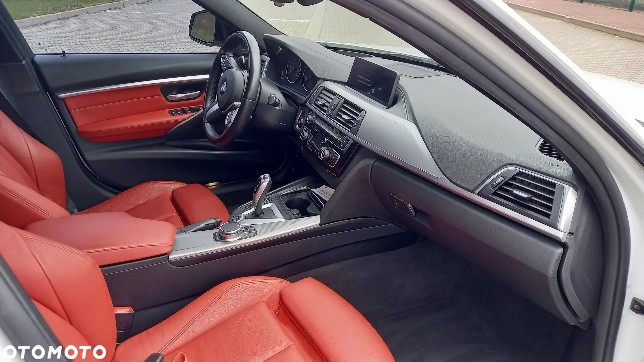 BMW Seria 3 - 16