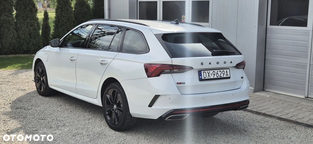 Skoda Octavia 1.4 TSI DSG RS First Edition - 12