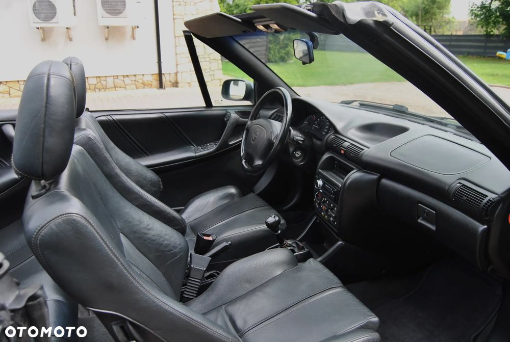 Opel Astra 1.8 Bertone - 7