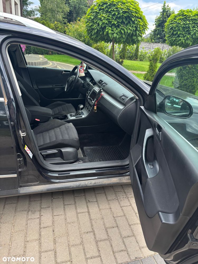 Volkswagen Passat - 18