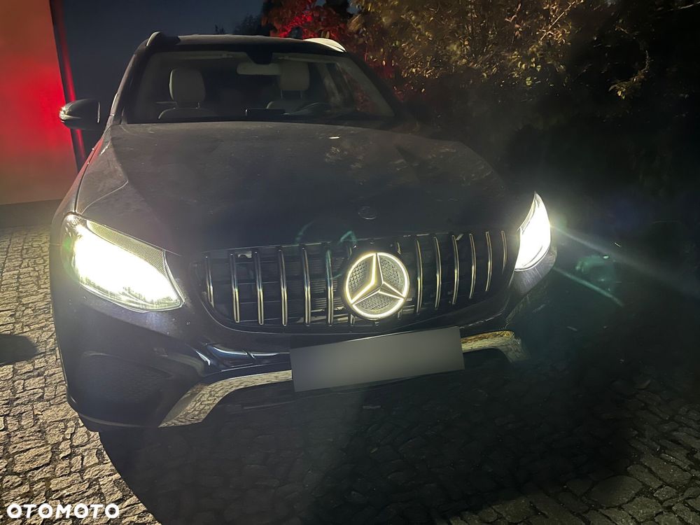 Mercedes-Benz GLC 300 4-Matic - 32