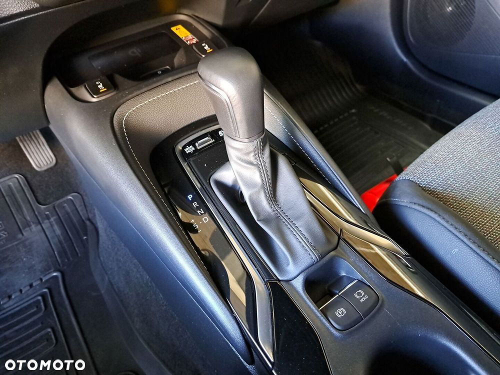 Toyota Corolla - 26