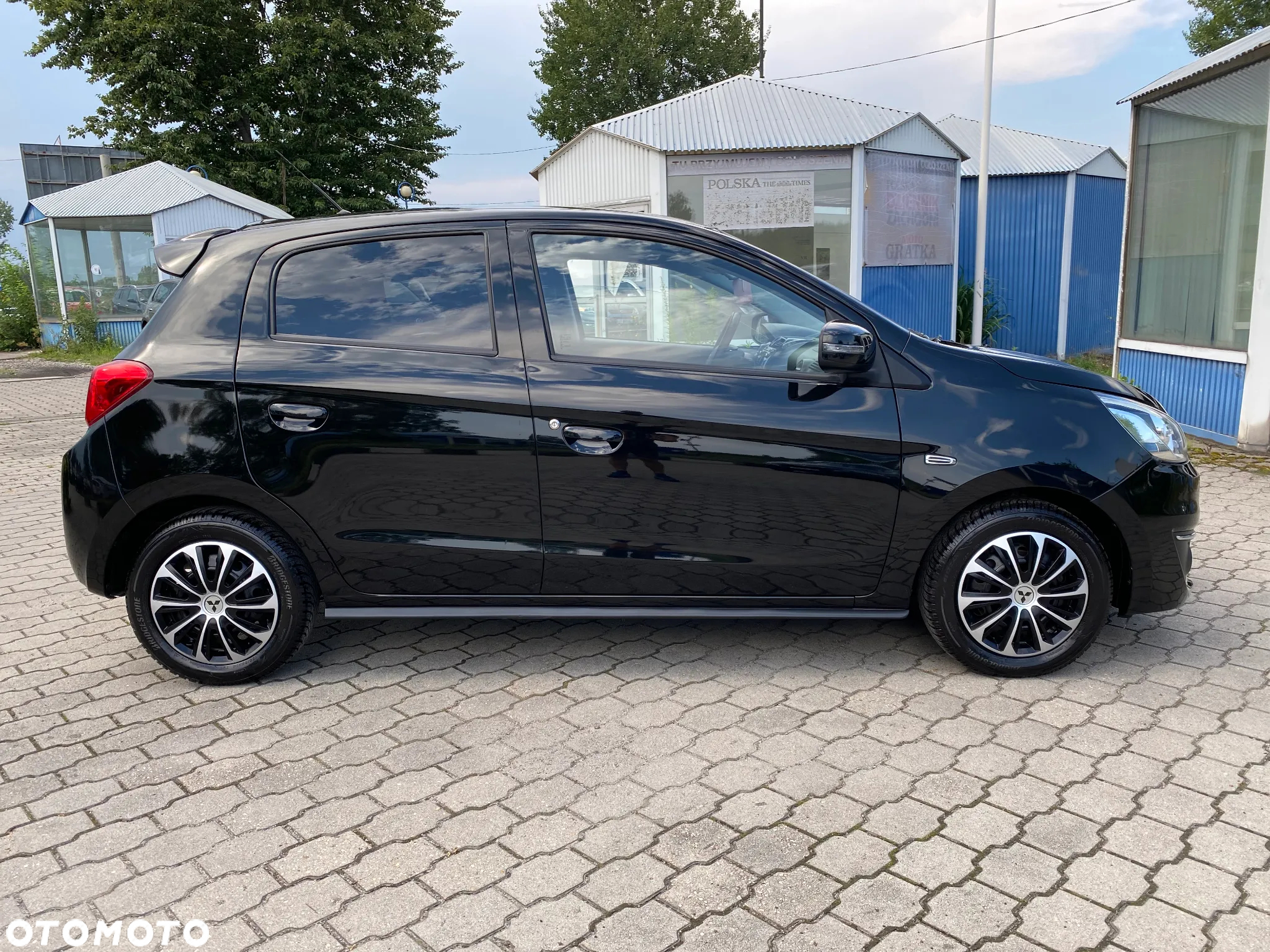 Mitsubishi Space Star 1.2 AS&G Intense - 4