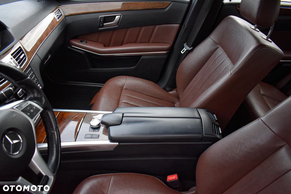Mercedes-Benz Klasa E 350 CDI BlueEff Avantgarde - 18