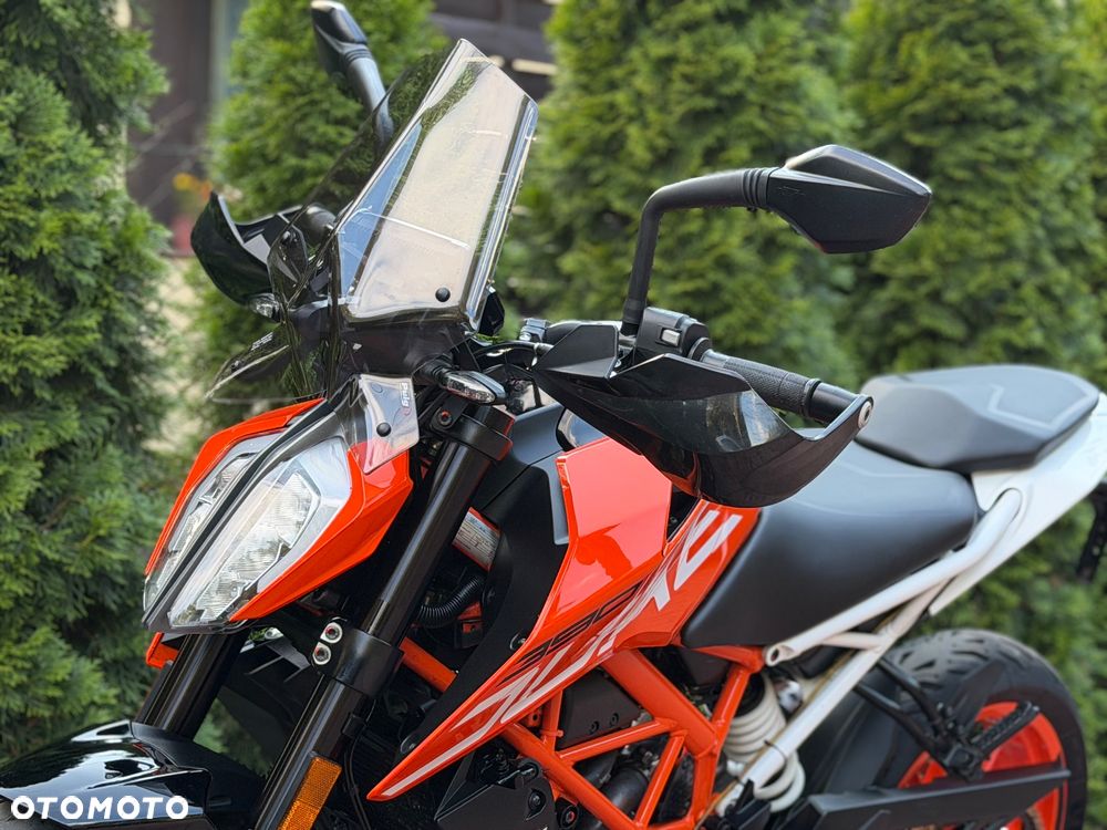 KTM Duke - 18
