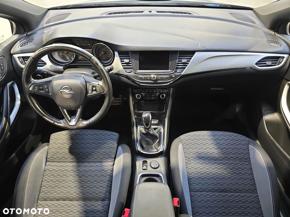 Opel Astra 1.2 T GS Line S&S - 14