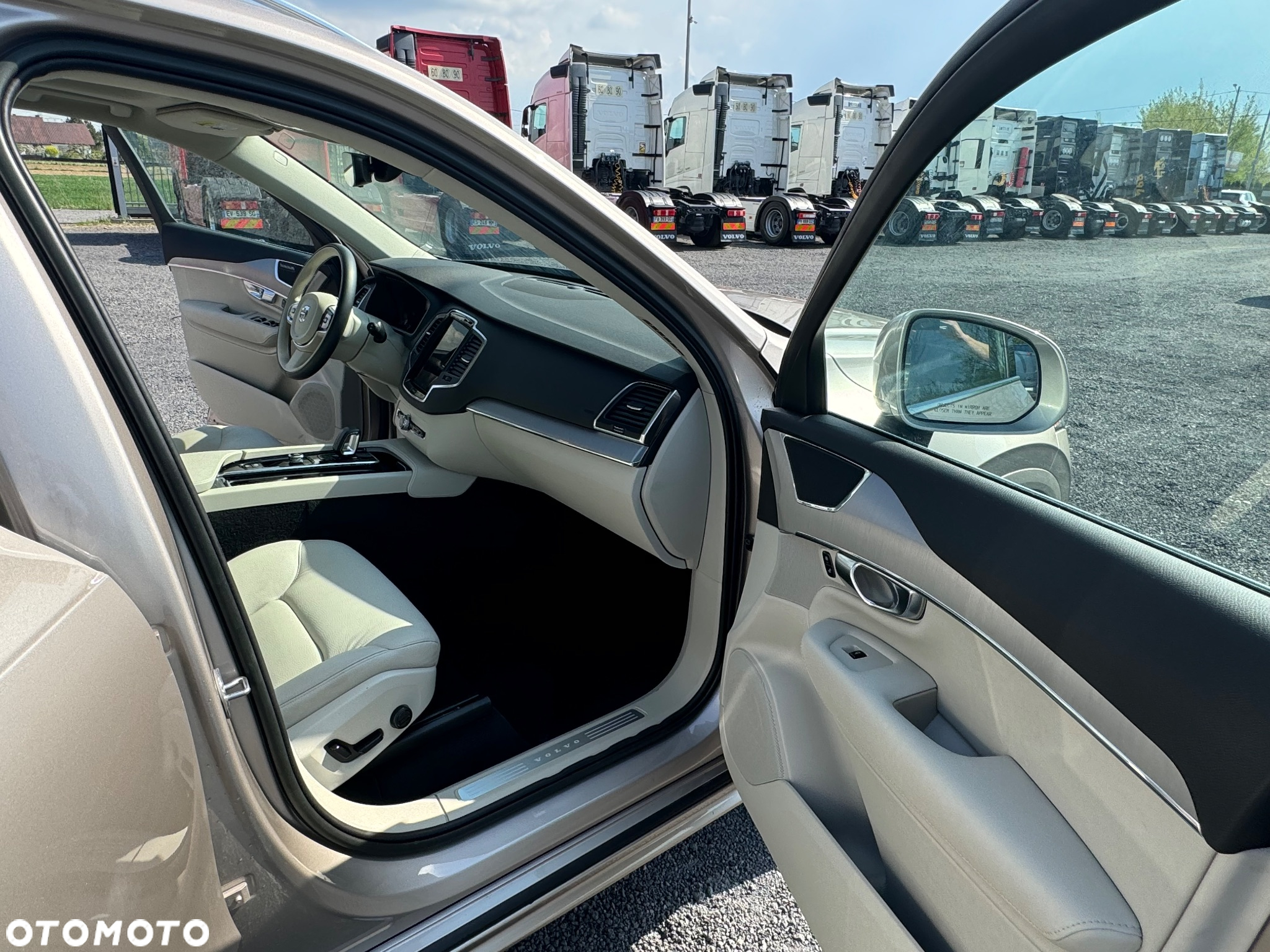 Volvo XC 90 - 17
