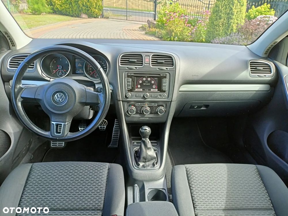 Volkswagen Golf 2.0 TDI Comfortline - 15