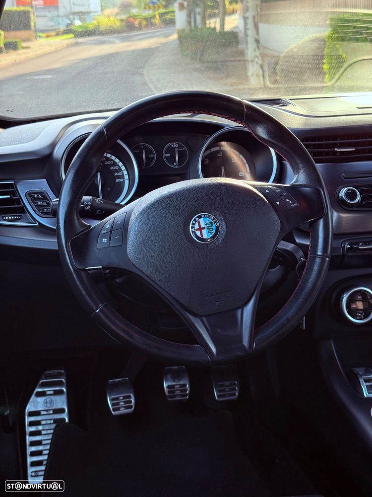 Alfa Romeo Giulietta - 16