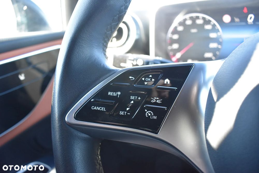 Mercedes-Benz GLC 300 de PHEV 4-Matic Avantgarde - 31