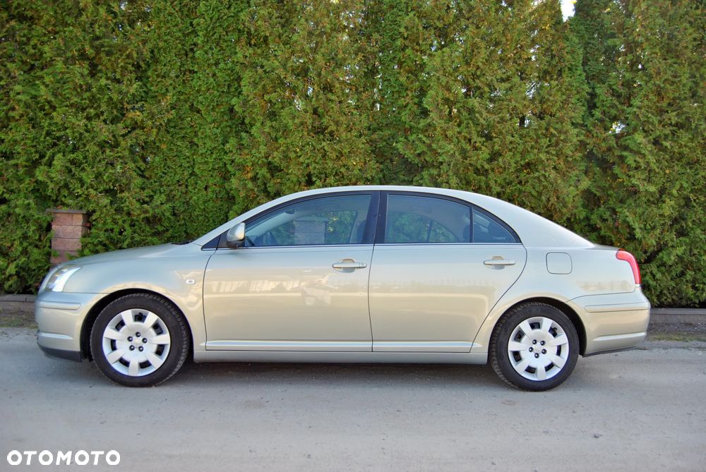 Toyota Avensis 1.8 VVT-i Sol - 14