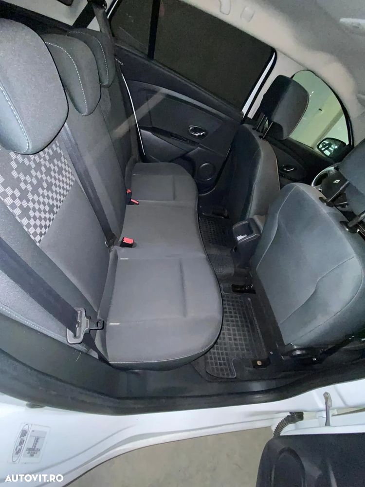 Renault Megane Grandtour ENERGY TCe 115 Start & Stop Authentique - 6