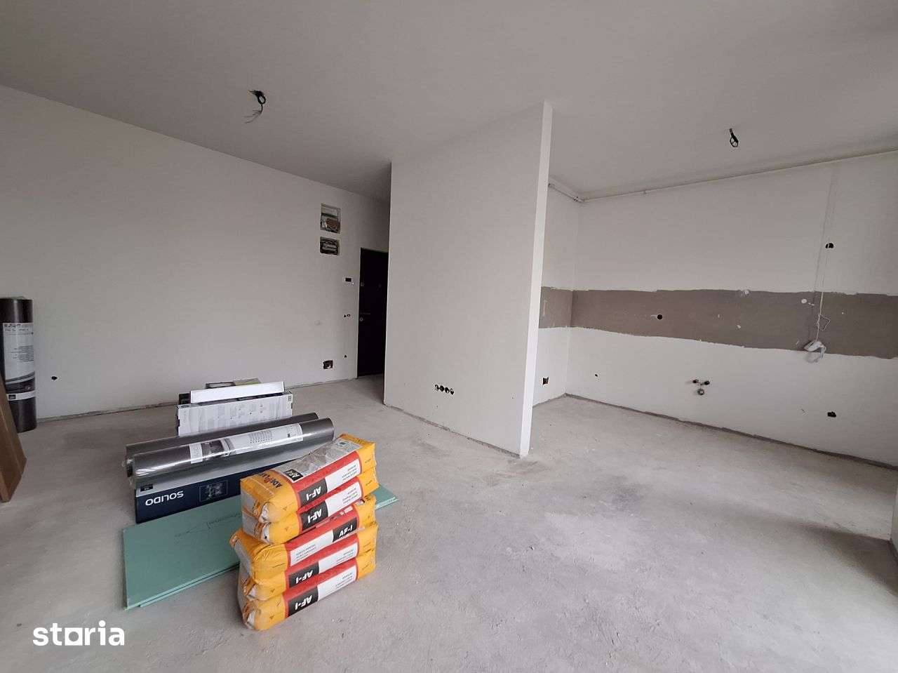 Apartament cu 2 camere, 44,25 mp. balcon, zona Cetatii — fotografia 1