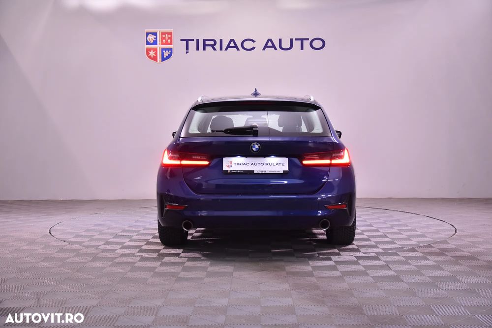 BMW Seria 3 320i Touring Aut. - 4
