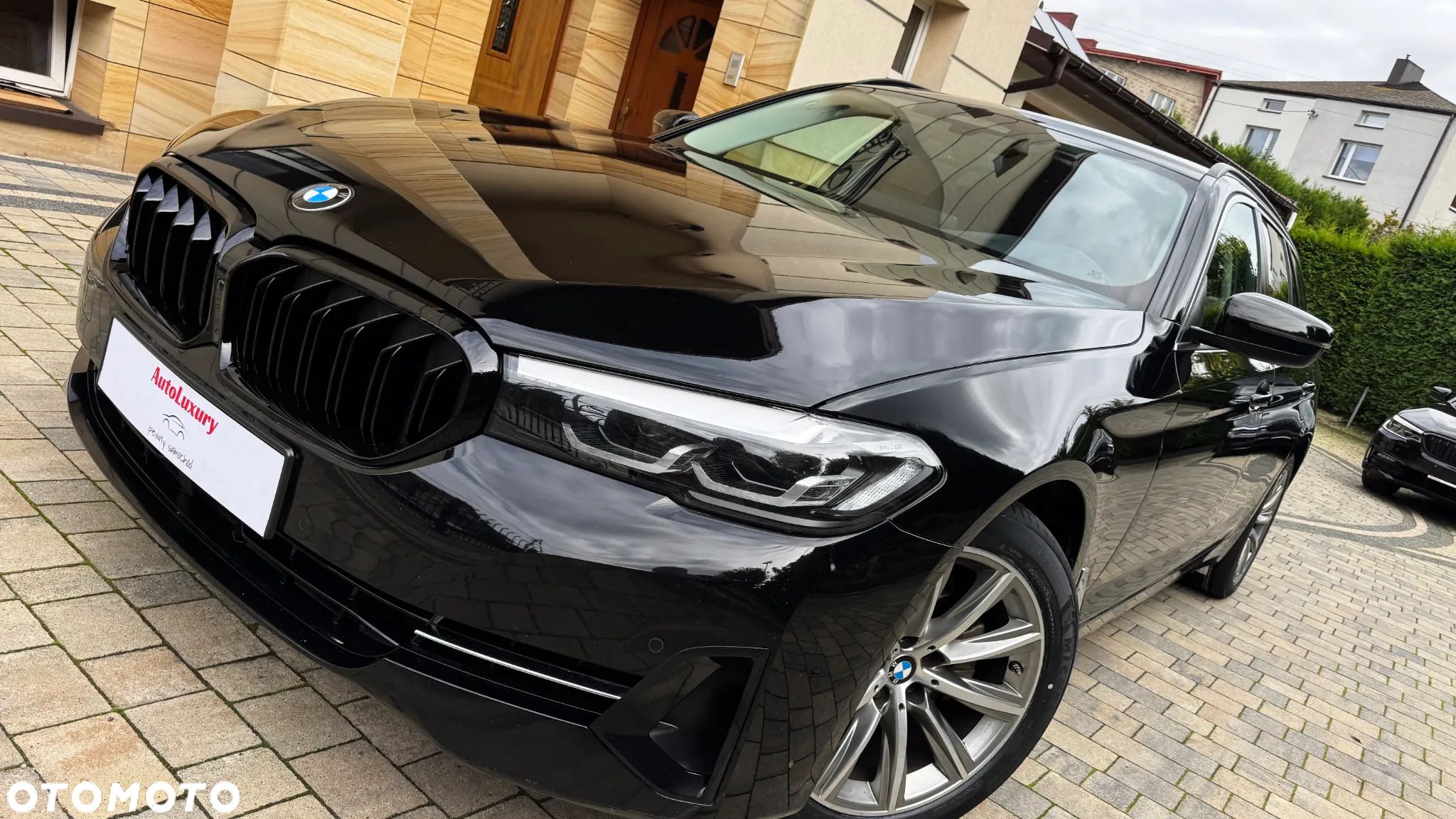 BMW Seria 5 520d Sport Line - 1