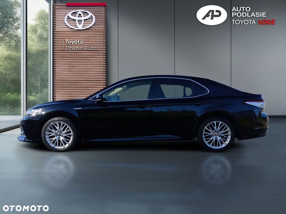 Toyota Camry 2.5 Hybrid Executive CVT - 10