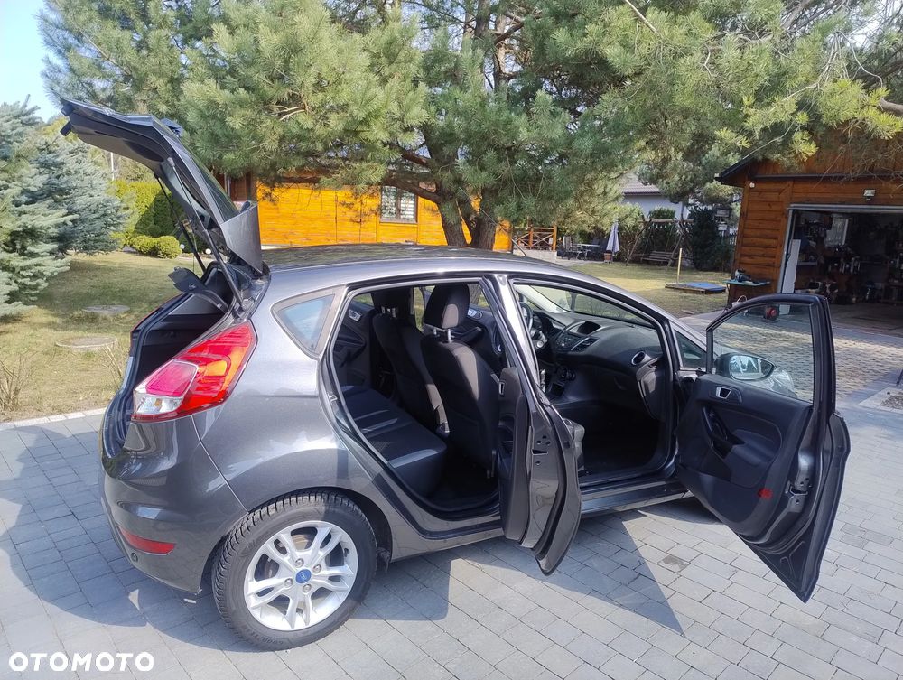 Ford Fiesta 1.0 EcoBoost STart-Stop Titanium - 14