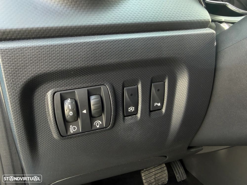Renault Captur dCi 90 EDC Dynamique - 24