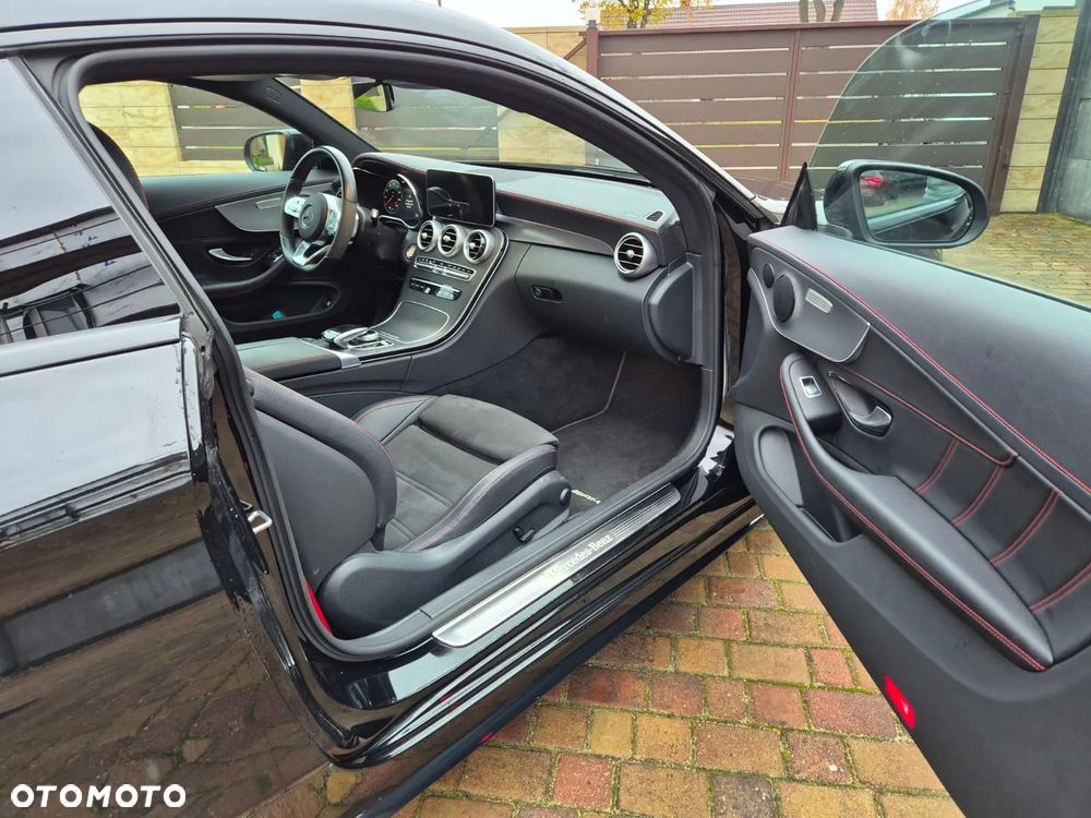 Mercedes-Benz Klasa C 200 Coupe 4Matic 9G-TRONIC AMG Line - 7