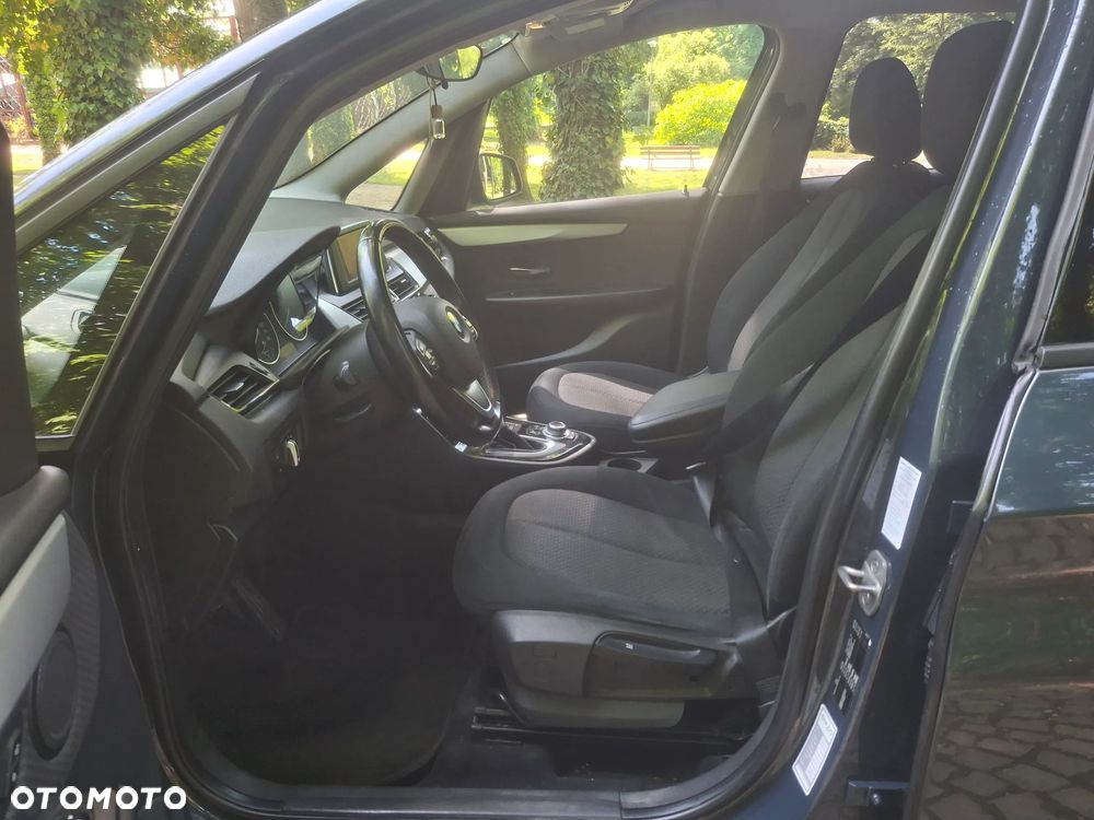 BMW Seria 2 218d GT - 10