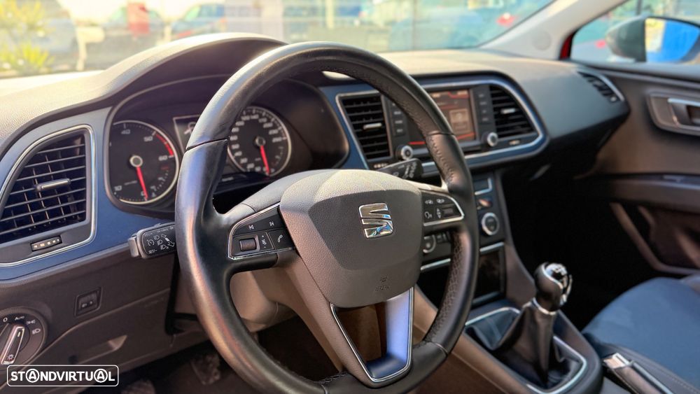 SEAT Leon 1.6 TDI S&S Style - 6