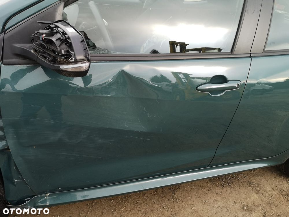 Toyota Yaris Hybrid 1.5 Premiere Edition - 31