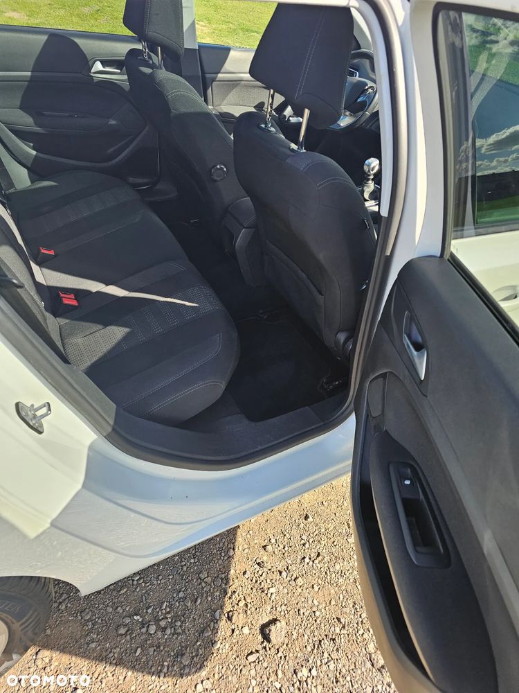 Peugeot 308 - 11