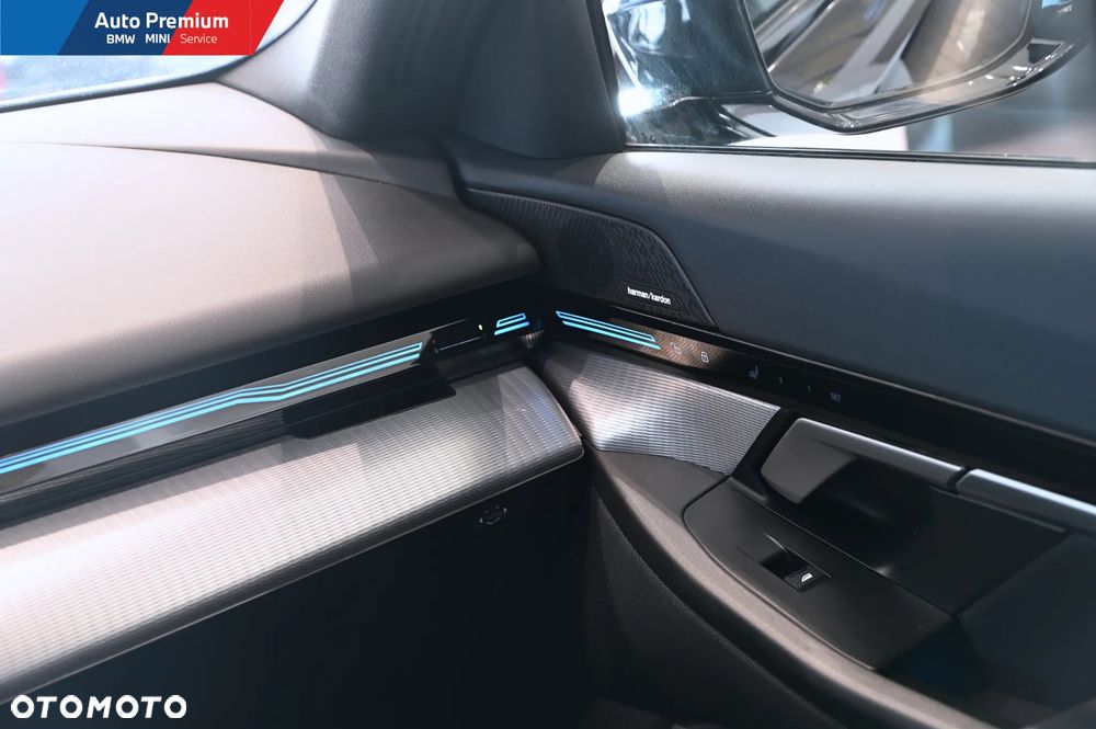BMW Seria 5 520i mHEV - 17